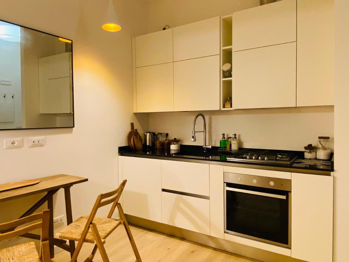 Piazzaborsa Charme Apartment Триест Экстерьер фото